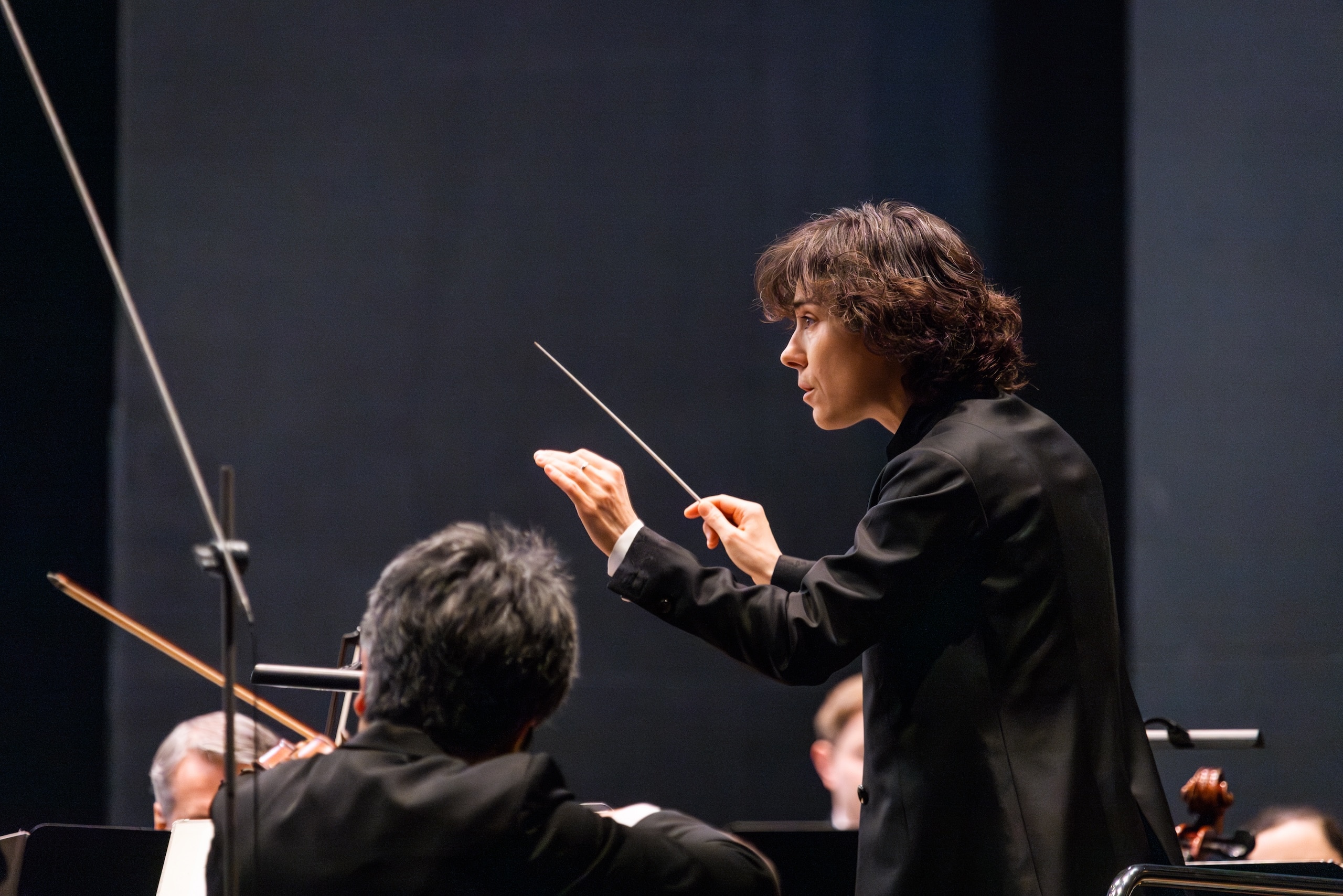MI 7. Konzert: Jasmine Choi, Flöte, Marzena Diakun, Dirigentin, Staatsorchester Rheinische Philharmonie. Foto: A. Glebocki